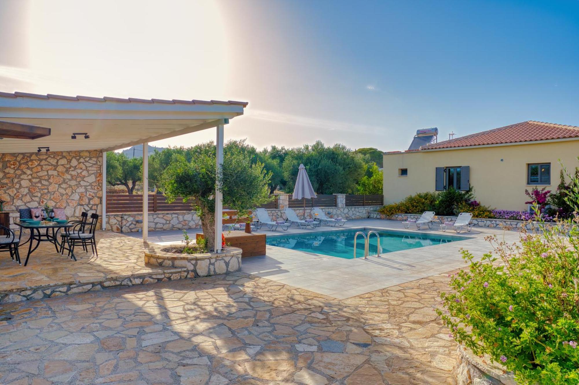 Astarte Villas - Astra Private Villas With Pool Василикос Экстерьер фото