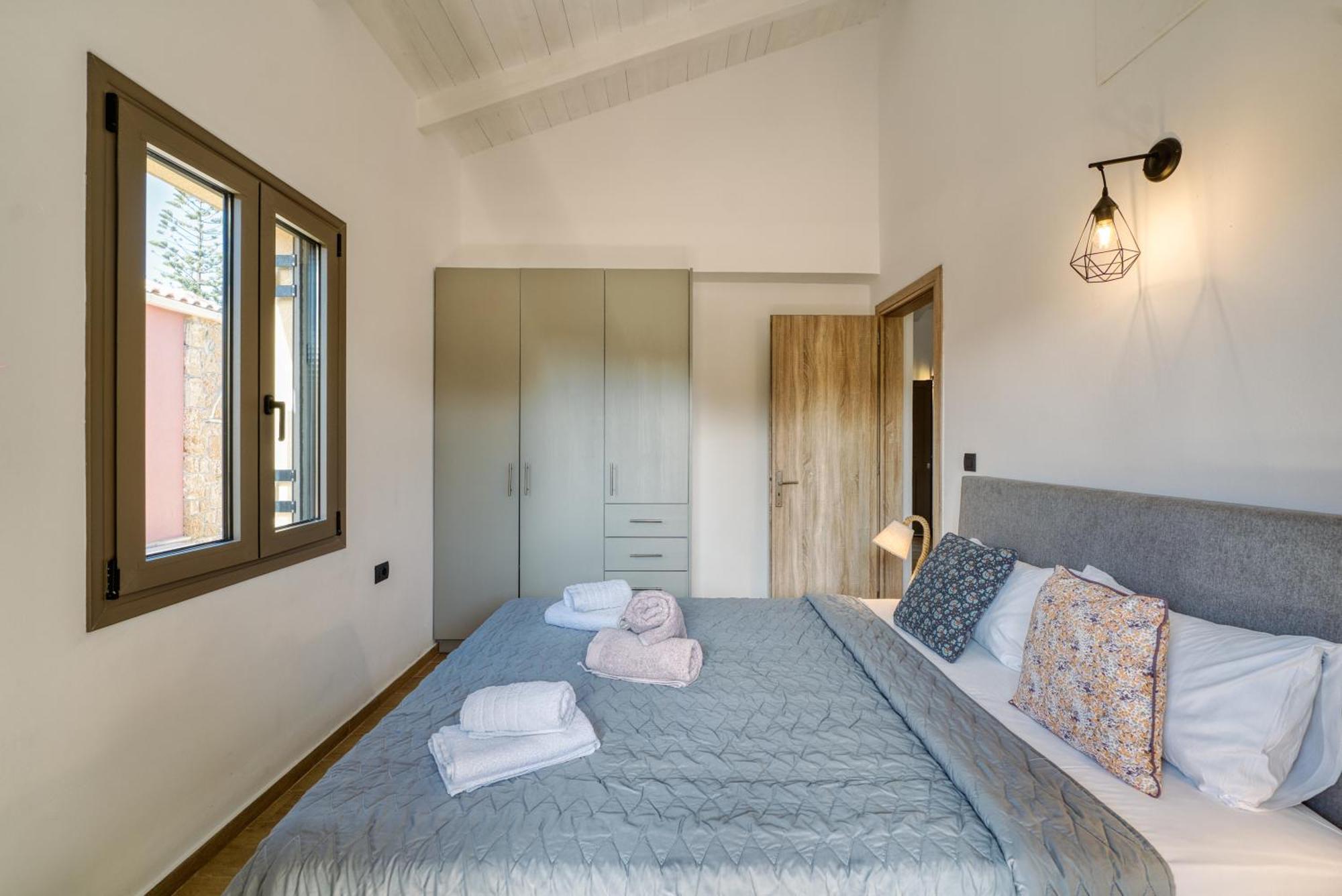 Astarte Villas - Astra Private Villas With Pool Василикос Экстерьер фото