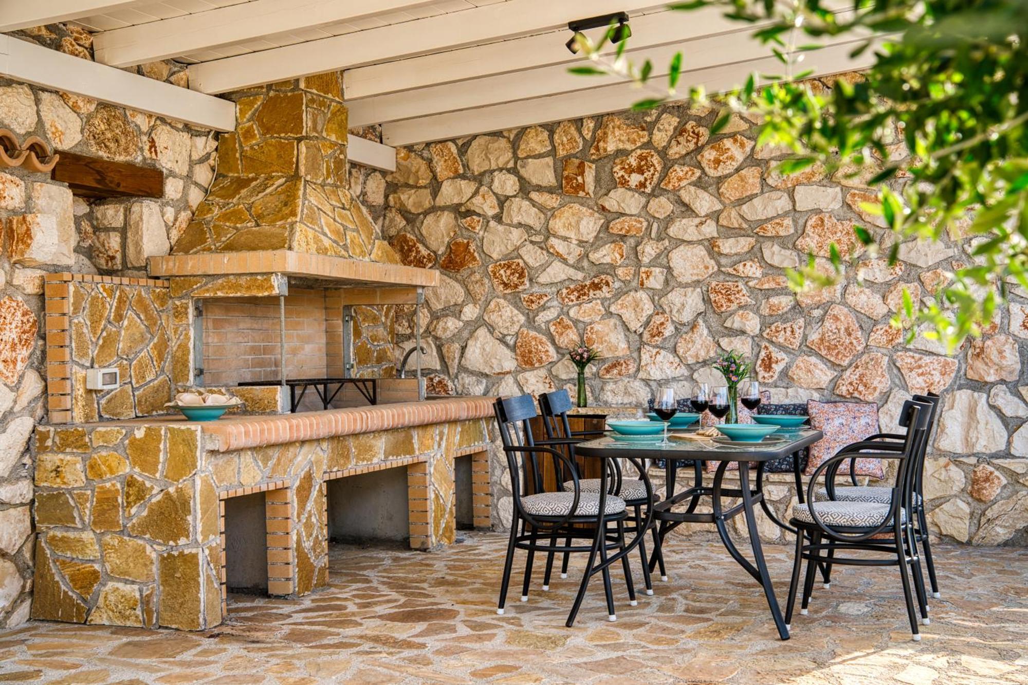 Astarte Villas - Astra Private Villas With Pool Василикос Экстерьер фото
